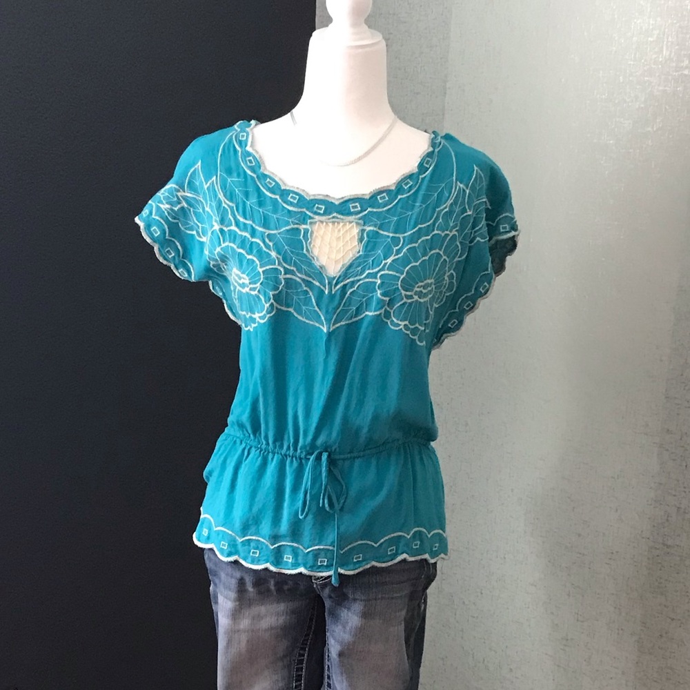 Rue 21 blouse with embroidery and waist cinch tie